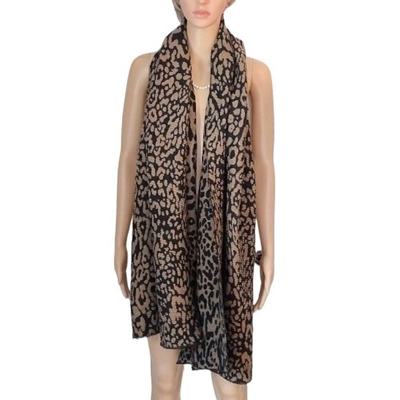 Anna & Ava Women's Leopard Print Brown Wrap Around Plush Scarf OS - Picture 1 of 9